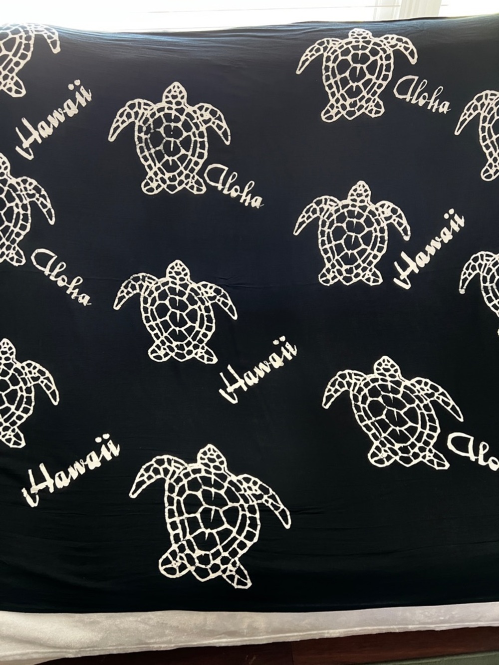 Hawaii Beachwear Sarong Pareo Turtle Animal Print Swim-Suit Cover Black White - Picture 2 of 7
